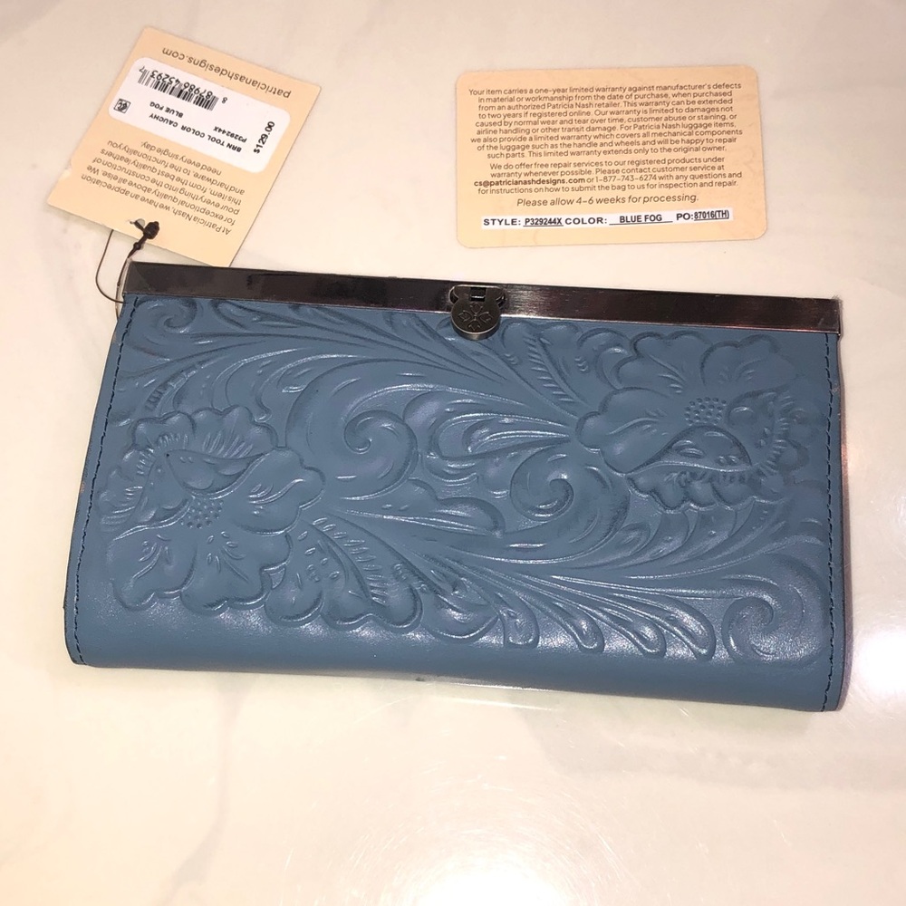 Patricia Nash Burnished Tooled Leather Cauchy Wallet Color Blue Fog NWT & Card - Picture 3 of 16